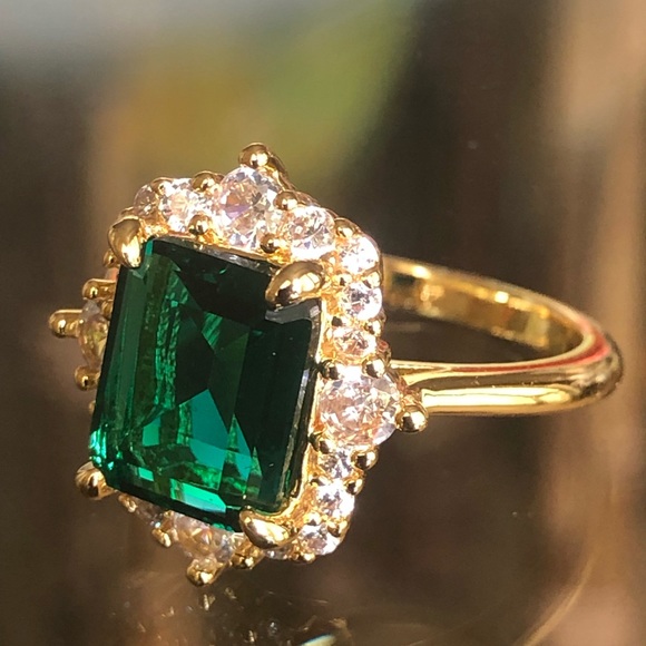 18kt Gold Plated Green Emerald CZ Ring - Picture 4 of 10